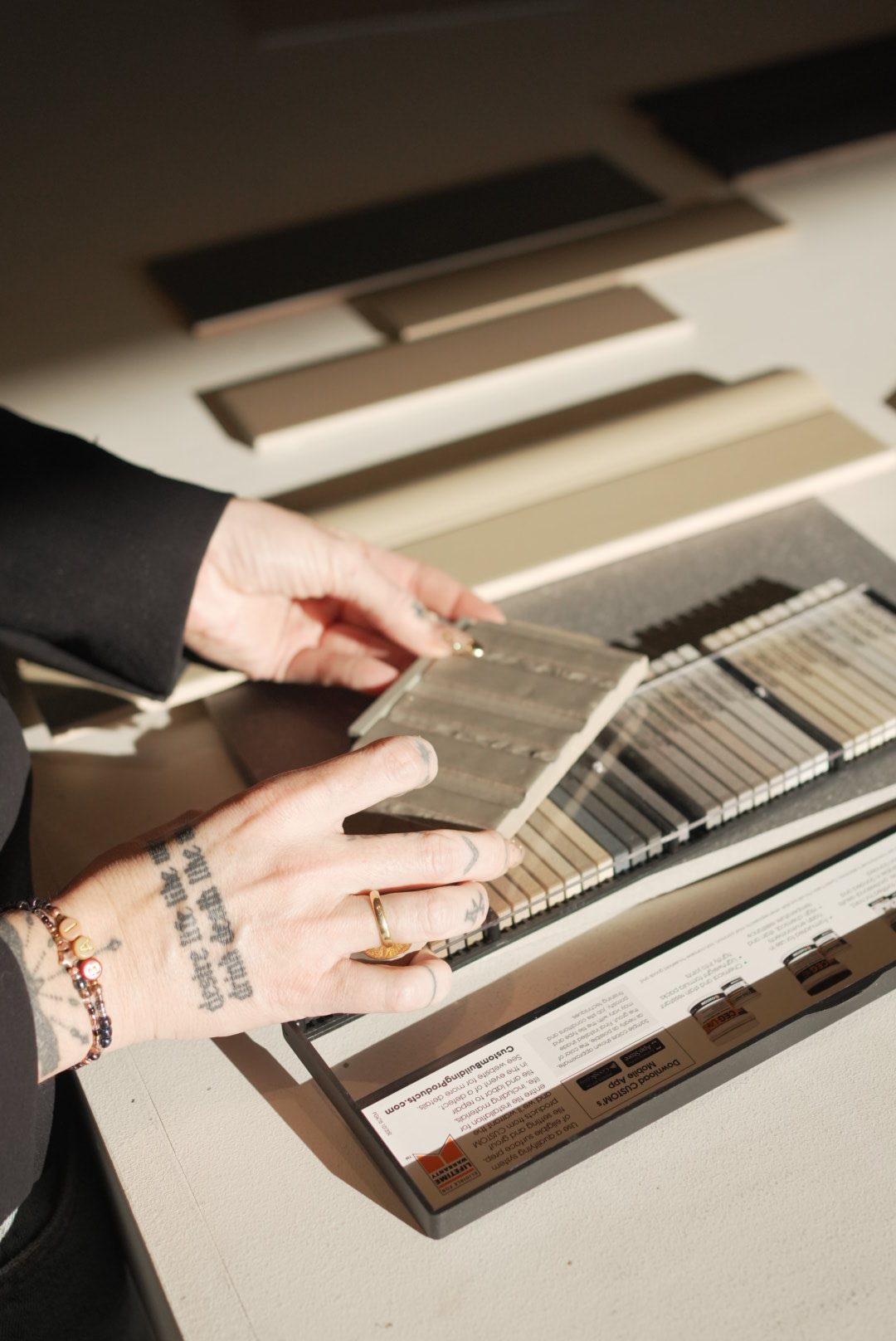Selecting finish and material samples